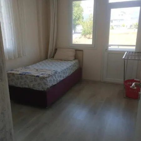 B&B Camkoey Ev *